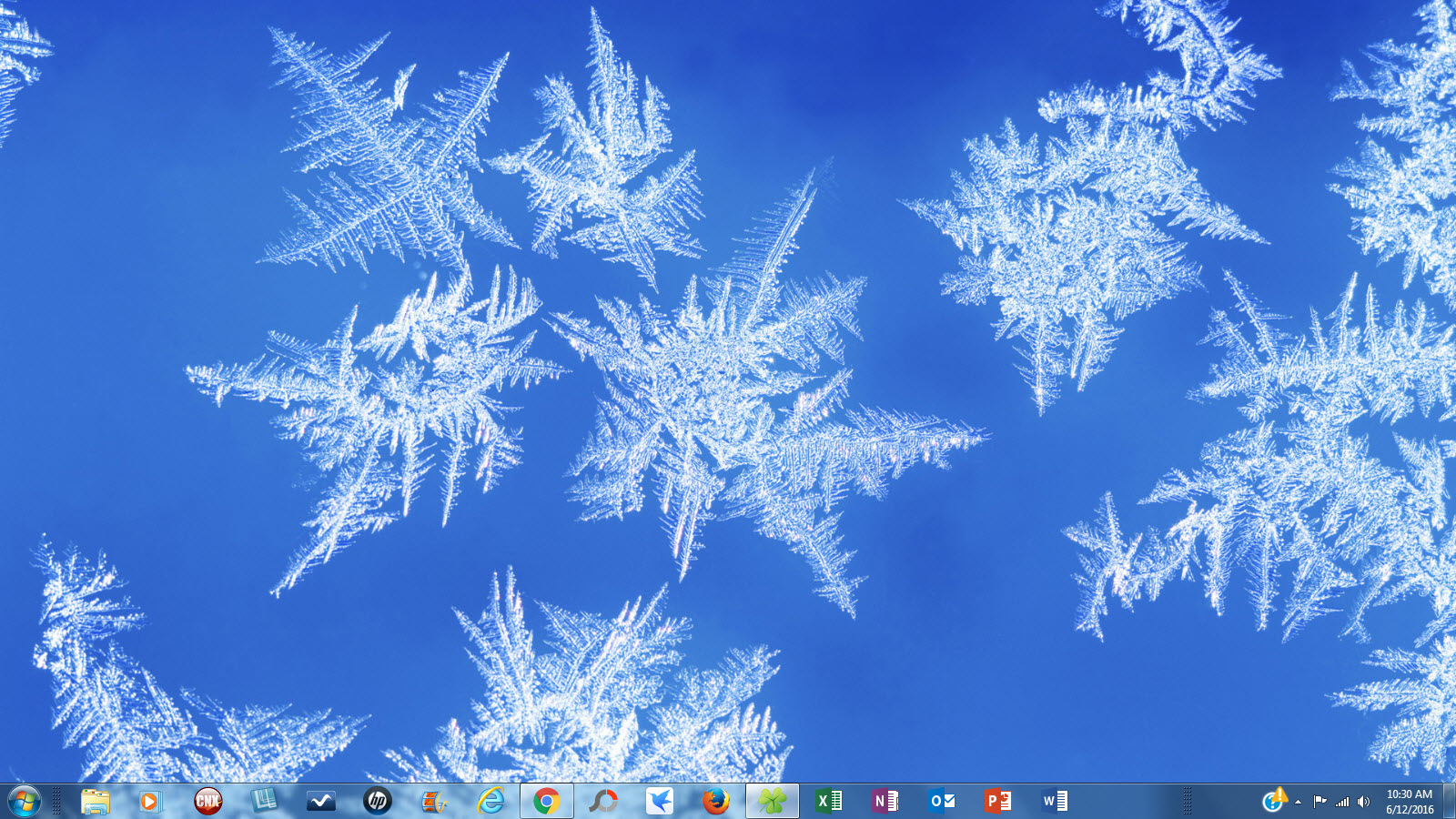 Windows 7 Christmas Theme Snowflakes and Frost