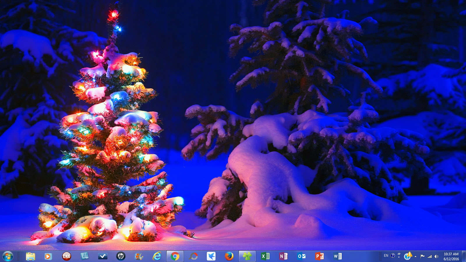 Windows 7 Christmas Theme Snowy Night