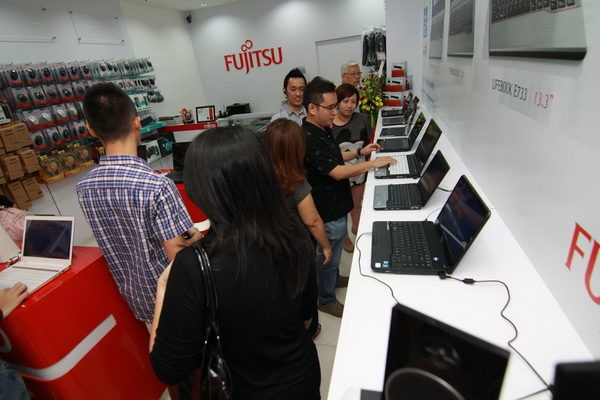 Fujitsu Business Corner Launch in Prangin Mall