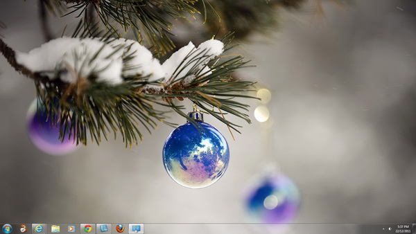 Christmas Freebie Winter Holiday Theme Packs For Windows 7